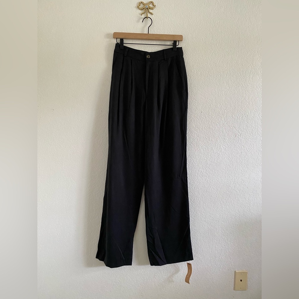 Reformation Women’s Size 4 Mason Pant Pleated Wide Leg Black Minimalist Office